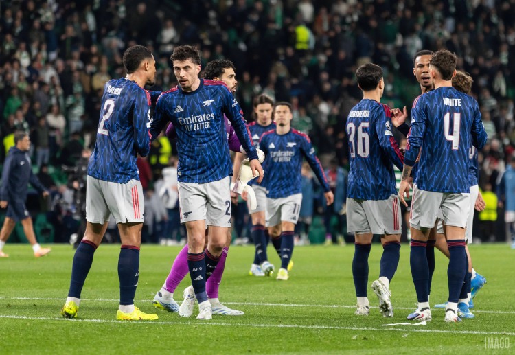 ဒါ့အပြင် ၅ ကြိမ်တိုင်တိုင် လက်စွမ်းပြ ကာကွယ်ခဲ့တဲ့ ဂိုးသမား ဒါးဗစ် ရာယာရဲ့ စွမ်းဆောင်ရည် ကလည်း အာဆင်နယ်ရဲ့ ချန်ပီယံလိဂ် နိုင်ပွဲ အတွက် အဓိကကျခဲ့ပါတယ်။