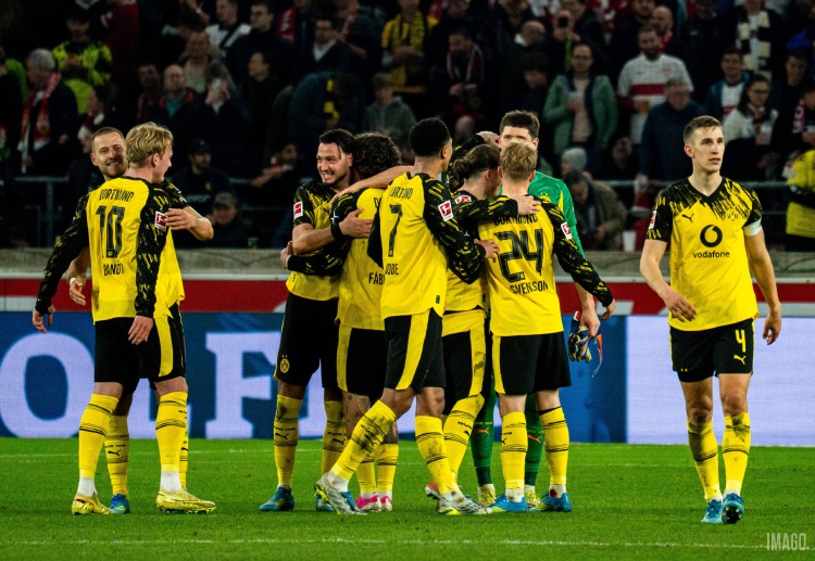Bundesliga: Dortmund giành một chiến thắng khá bất ngờ