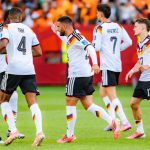၂၀၁၈ နဲ့ ၂၀၂၂ ကမ္ဘာ့ဖလား ပြိုင်ပွဲတွေတုန်းက ဂျာမနီဟာ သူတို့ရဲ့ သမိုင်းတစ်လျှောက် အုပ်စု အဆင့် ကနေ နှစ်ကြိမ် ဆက်တိုက် ပြုတ်ခဲ့ရတဲ့ အရှက်ရစရာ မှတ်တမ်းဆိုး ရှိခဲ့တာပါ။